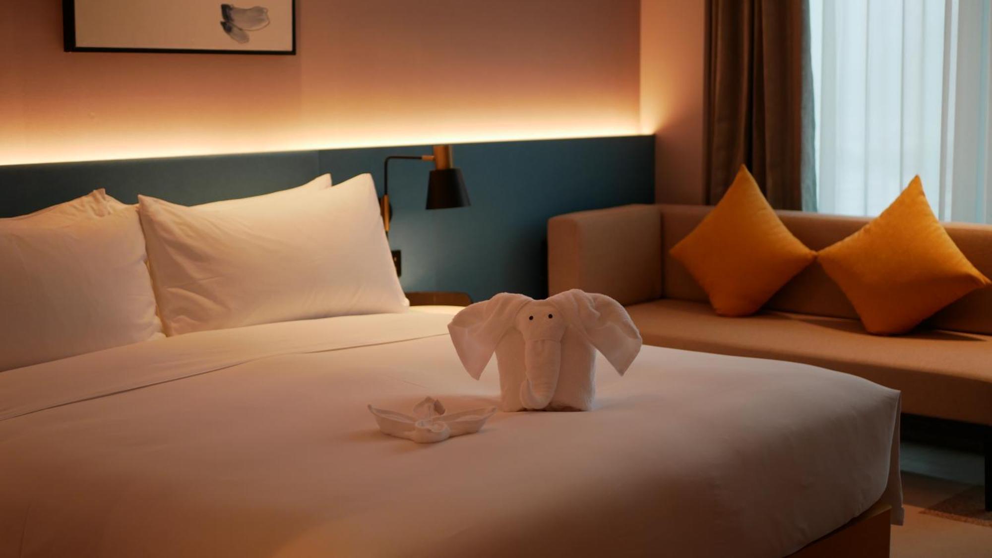 Hilton Garden Inn Shenzhen Airport,Enjoy 24-Hour One Way Free Delivery From Hotel To Shenzhen Baoan Airport On The Hour Exteriör bild